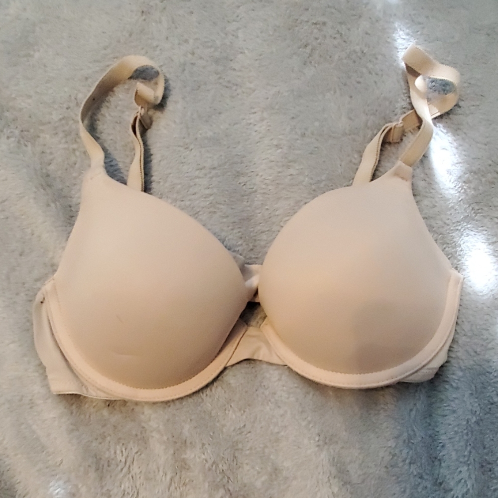 🌸 PINK Push-Up Bra